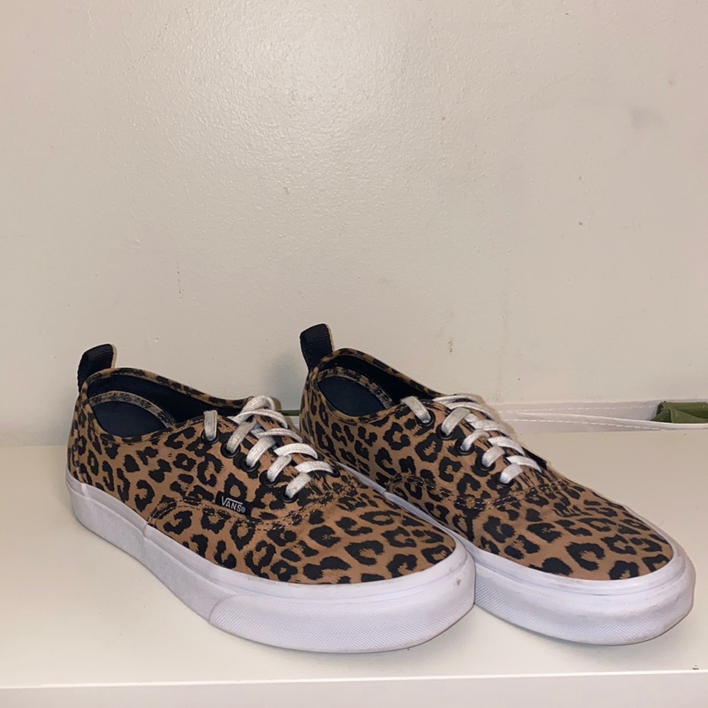 Cheetah Vans women size 8.5